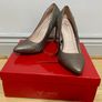 Kate Appleby High Heels Image 2