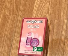 soap and glory dazzling glow