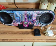 iPod nano +  Sony TRiK RDH-SK8iP + Bluetooth adapter