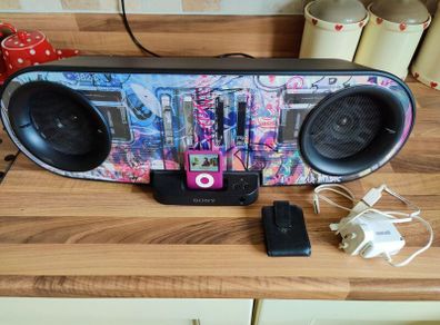 iPod nano +  Sony TRiK RDH-SK8iP + Bluetooth adapter