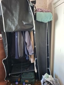 Clothes/storage unit