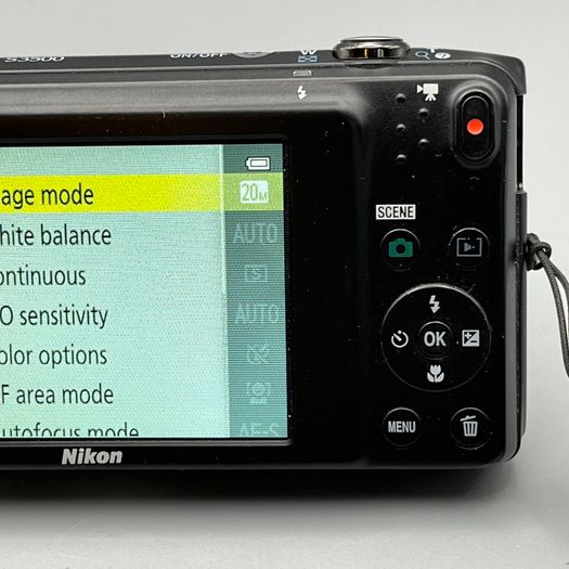 Nikon COOLPIX S3500 20.1MP - Digital Camera Black - Full Kit