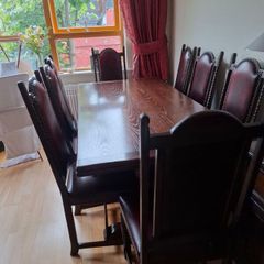 Dark Oak Dining Room Table with 8 Chairs Mint Condition