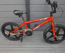X-Rated Shockwave BMX Bike