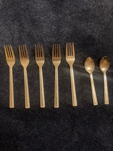 Vintage Cutlery FROM 1euro per item.