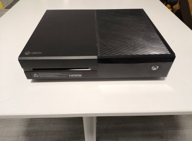 Xbox One 500 GB for sale, from first owner, in good condition.
