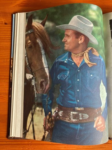 Cowboy annual: 'Gene Autry' stories number 4 / 1957