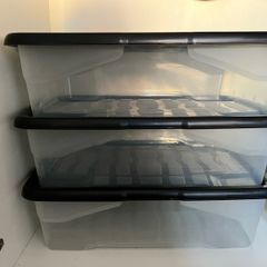 3 Plastic container