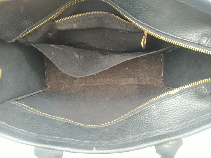 Handbag tote style