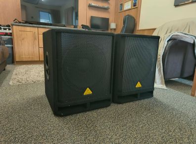 Behringer 15" Active Subwoofer Pair