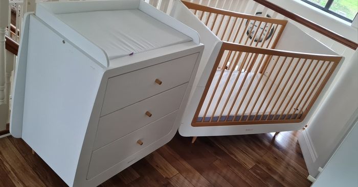 Snuzkot Scandi Cot, Mattress and Changing Table / Drawers