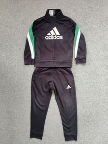Adidas boys tracksuit.age5