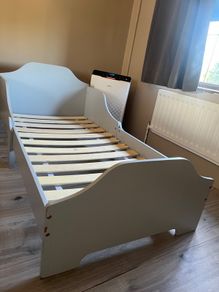 Kids bed