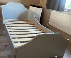 Kids bed