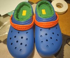 brand new crocs