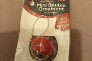Create your own personalised christmas bauble