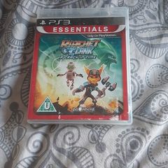 ratchet and clank a crack in time [ps3 essentials]