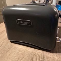 Free to go, one slot doesn't work. Can heat up only two slices at once.