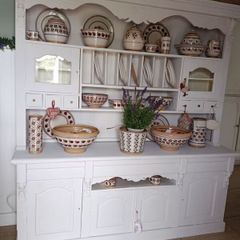 solid kitchen dresser delivery arranged