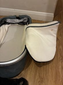 Uppababy cot with water and insect cover