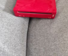 Red Nintendo Wii