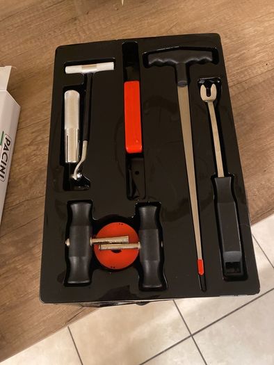 Windshield removal tool set.
