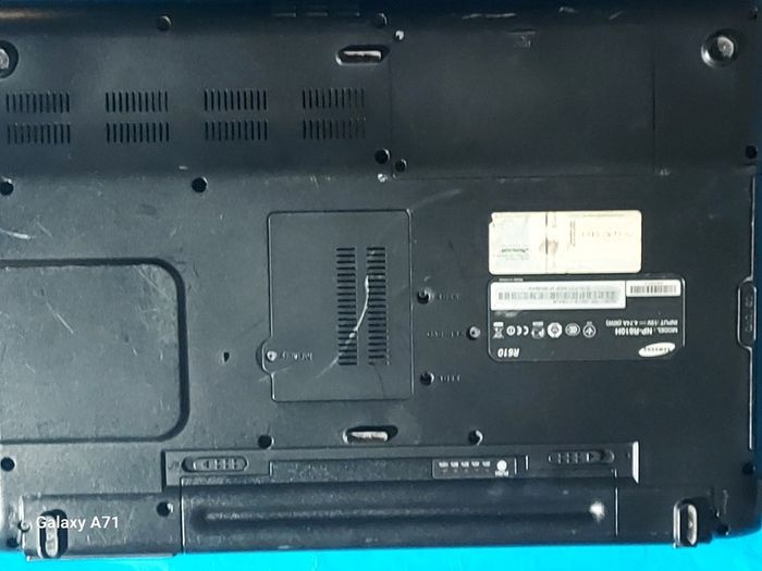 Samsung R610 15.6 inch Laptop, 3GB Ram, 300GB HDD, Intel Core 2 Duo CPU T6400 2.00GHz, indows 7 Home Premium, Chrome, Youtube, and VLC for best movie experience