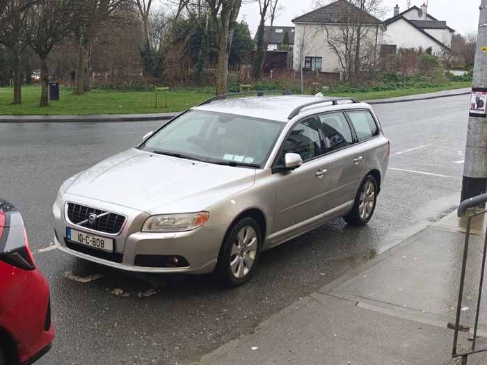 2010 Volvo V70