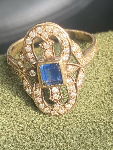 Ring Gold Sapphire Diamond Ring