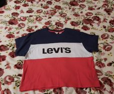 levis top