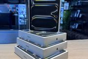 iPad Pro 13" M5 Chip 2025 , 256GB Storage  EU - Irish Model