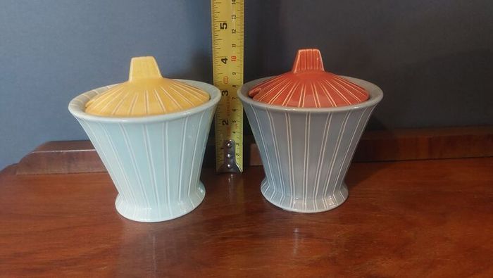 Fabulous Pair of Vintage Art Deco Style Mid Century SylvaC Lidded Preserves Pots Shape Number 2172, in Fabulous 50s Colourways, Priced at E30 Each, or E55 for the Pair
