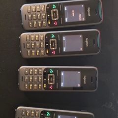 REDUCED Gigaset Base Station and Dect Phones (10)