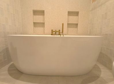 Back to Wall Granlusso Bath