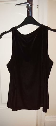 Ladies velour top