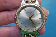 Constant Quartz Ladies Watch model AL 10646B-works well