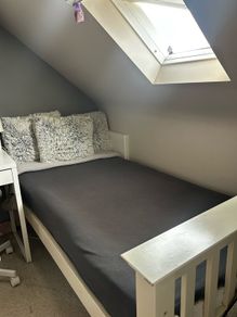 Single bed
