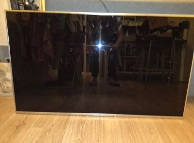 Panasonic Viera 50" 4k Smart TV "NO STAND"