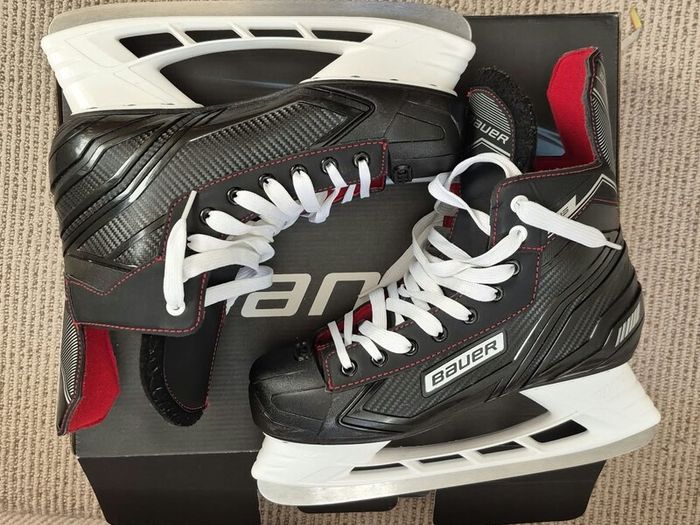 Bauer NS Adult Ice Skates