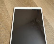 Apple iPad Air 3rd Gen 64GB