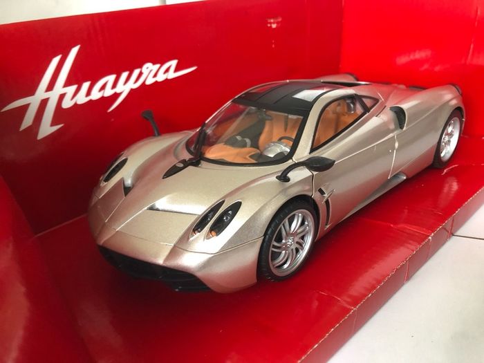 model cars AutoArt Minichamps Otto Norev
