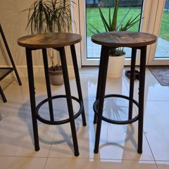 Bar stool x 2