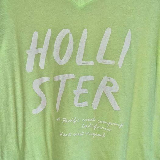Hollister Co Logo Tee Size S LIKE NEW