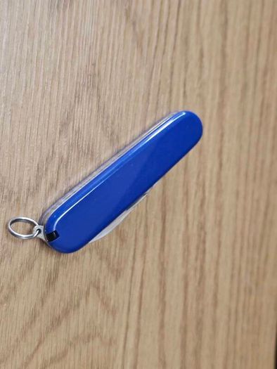 Vintage Discontinued Version Victorinox Recruit 84mm Swiss Army Knife from 1980s with Modern handles installed