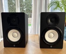 Yamaha Hs7
