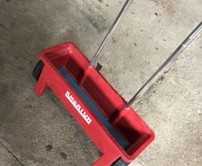 Lawn Manure Spreader