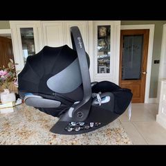 Cybex cloud z car seat and base