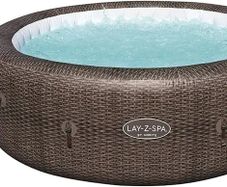 6 person Jacuzzi