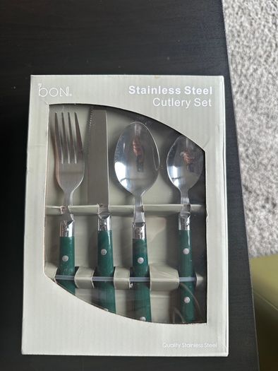 Brand New Stainless Steel Cutlery Set 16 Pieces