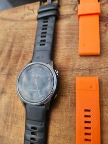 Garmin Fenix 7s silver and graphite band
